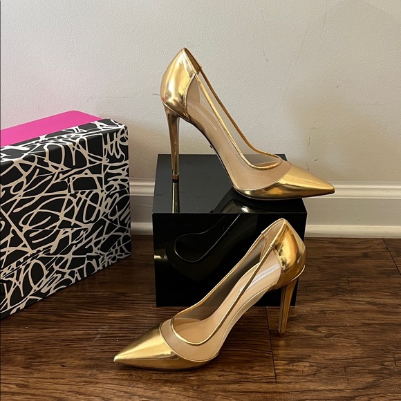 Diane Von Furstenberg Gold Heels - Picture 2 of 5